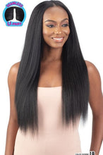 Load image into Gallery viewer, Shake-N-Go Organique Natural Yaky Straight 28&quot;
